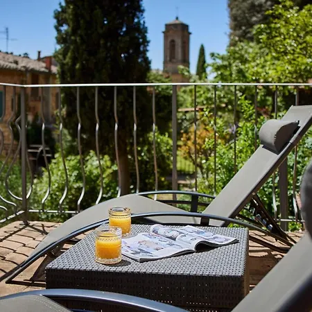 Residenza Stuart - La Casa Nido Nest House - Dimora Storica Lejlighed