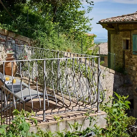 Residenza Stuart - La Casa Nido Nest House - Dimora Storica Lejlighed