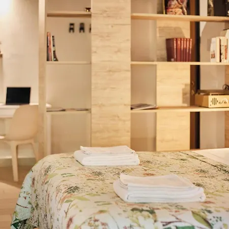 アパート Residenza Stuart - La Casa Nido Nest House - Dimora Storica Montepulciano Stazione